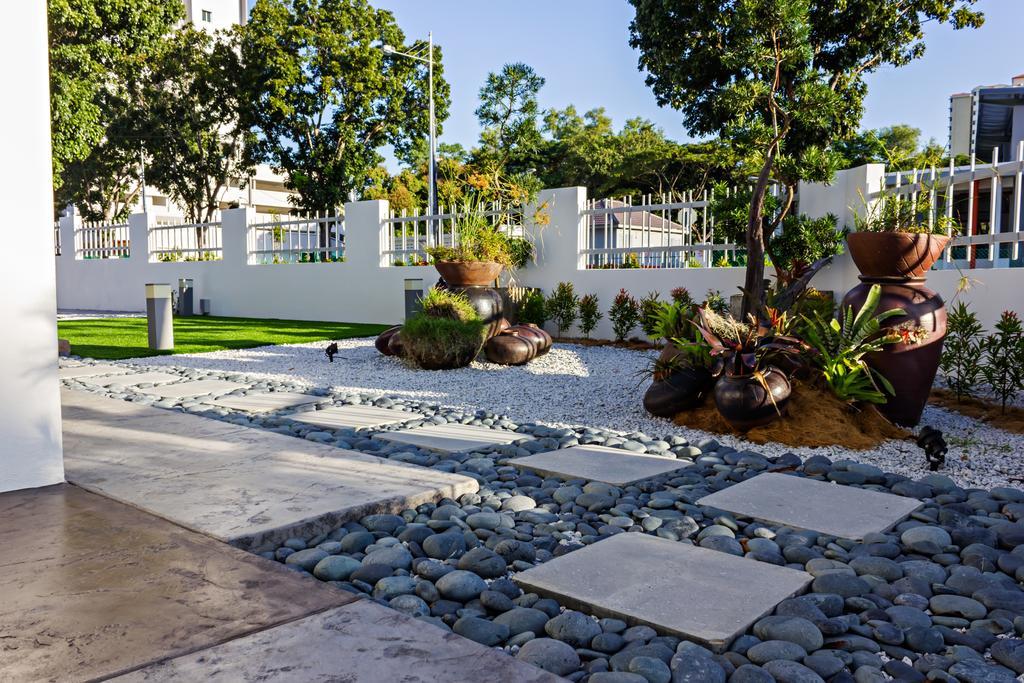 R Residence Jelutong Ngoại thất bức ảnh