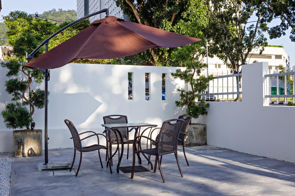 R Residence Jelutong Ngoại thất bức ảnh
