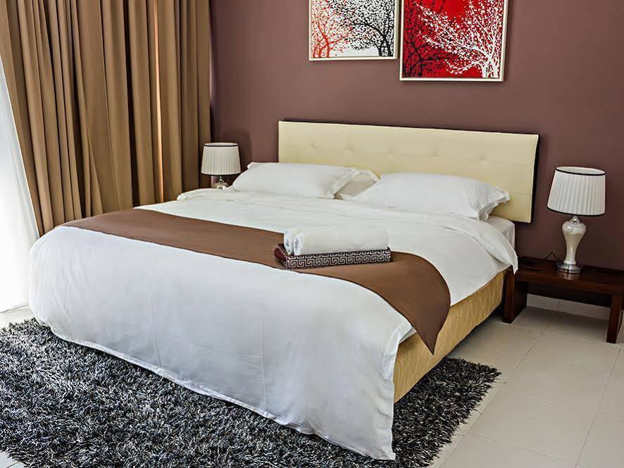 R Residence Jelutong Ngoại thất bức ảnh